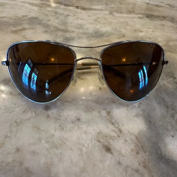 Oliver Peoples Aviator Aero Commander Polarized 61mm Sunglasses Gold Neutral EUC - Picture 9 of 9